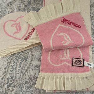 Juicy couture hat and scarf set